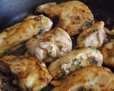 Foto del paso 2 de la receta: Pollo al limón con tomillo limonero