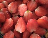Foto langkah ke 2 dari resep Salad Strawberry Merah Putih.