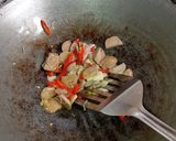 Foto langkah ke 3 dari resep Nasi Goreng Kecap Bakso.