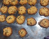 Foto langkah ke 3 dari resep Cornflakes Cookies.