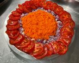 Une image de l'étape 9 de Salade de carottes, tomates et oignon rouge à la burrata et persil.