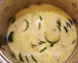 Fokhagymás cukkini krémleves recept fázis 5 fotója