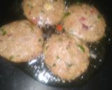 A picture of step 5 of Kachy qeema ke kabab.