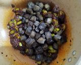 Foto langkah ke 4 dari resep Sambal hati kentang petai.