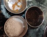 A picture of step 3 of Masala tea.