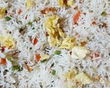 A picture of step 7 of Veg fried rice.
