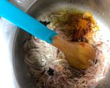 A picture of step 2 of Spicy matar pulao.