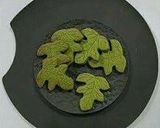 Foto del paso 4 de la receta: Galletas de hojas de temporada con baya Orujo 🍁