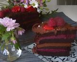 Pas rețetă Tort vegan cu ganache de ciocolată și cremă de vișine 12 fotografie
