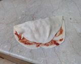 A picture of step 14 of Pepperoni Cheese Paratha.
