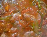 Foto del paso 4 de la receta: Chorizo a la pomarola con Respecto de pollo y verduras
