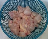 Foto langkah ke 1 dari resep Semur ayam pedaass.