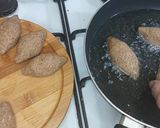 A picture of step 6 of Burghul kabab.