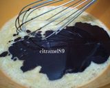 Foto langkah ke 3 dari resep Banana Streusel Brownies.