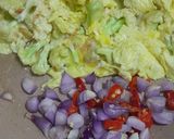 Foto langkah ke 4 dari resep Kembang Kol Orek.