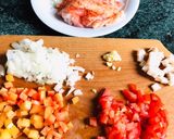 Lecsós csirkecomb fóliában recept fázis 1 fotója