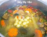 Hình bước làm 4 của món Canh gà tiềm hạt sen