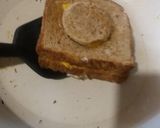 Foto del paso 3 de la receta: Huevo al hoyo