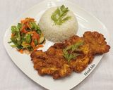 A picture of step 5 of Chicken Schnitzel.