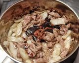 Foto langkah ke 3 dari resep Tumis Daging Sapi Cabai Hijau.