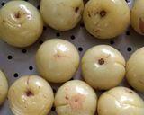 A picture of step 1 of Amla pickle.