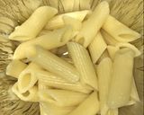 صورة لخطوة 3 من وصفة معكرونة بصلصة النقانق🍝