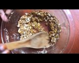 A picture of step 1 of Banoffee pie.