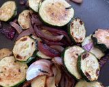 Une image de l'étape 3 de Salade de quinoa courgettes et tomates.
