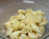 Foto del paso 4 de la receta: Ensalada de patatas y salchichas