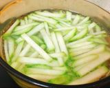Hình bước làm 5 của món Canh Dưa Hồng Nấu Thịt Bằm
