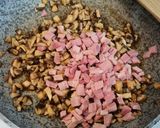 Foto del paso 2 de la receta: Libro de pollo relleno de champiñones, queso y lacón