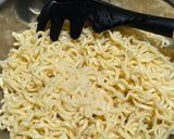 Foto langkah ke 1 dari resep Mie Rebus Ala Resto Padang.