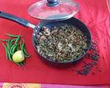Hara Bhara Kuchla huwa Gosht/Hyderabadi Ground Mutton Fry recipe step 2 photo