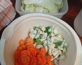Foto langkah ke 1 dari resep Sop Bening Segar.