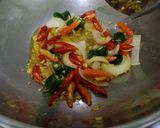 Foto langkah ke 4 dari resep Cumi & Udang Mentega Saus Tiram.