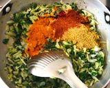 A picture of step 3 of Paneer Mooli/radish Paratha.