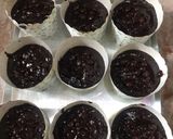 Foto langkah ke 4 dari resep Muffin Coklat Chocochips ala Breadtalk.