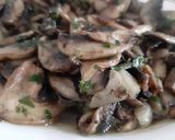 Foto del paso 2 de la receta: Champiñones al ajillo