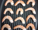 Foto del paso 1 de la receta: Bacalao, gambas y almejas con salsa Cepiallto