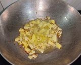 A picture of step 2 of Sabudana Khichdi.