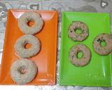 A picture of step 3 of Chicken donuts.