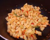 A picture of step 7 of Pasta e Patate con Provola.