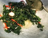 Foto langkah ke 3 dari resep Oseng daun Pepaya Jepang.