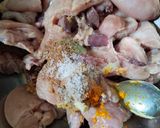 Foto langkah ke 1 dari resep Ayam Goreng Suna Cekuh khas Bali.