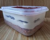 Foto langkah ke 1 dari resep Strawberry Cheesecake.