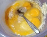 Foto langkah ke 2 dari resep Telur Barendo.