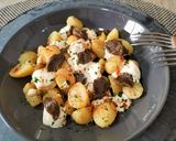 Foto del paso 6 de la receta: Patatas bravas con mayonesa picante y allioli de ajo negro