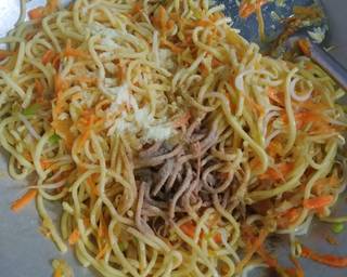 Mie tumis langkah memasak 3 foto