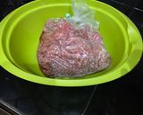 Foto langkah ke 1 dari resep Daging sapi isian roti ala ziekitchen.