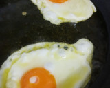 Foto del paso 1 de la receta: Huevos con pan de millo...(Maíz)